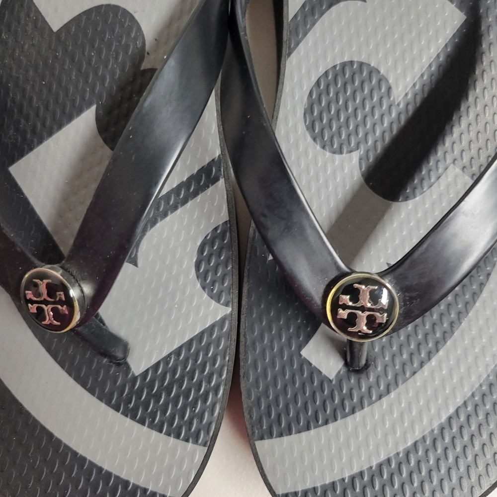 Tory Burch Emory Flip- Flop Sandals Wedge Platform. - Picture 9 of 10